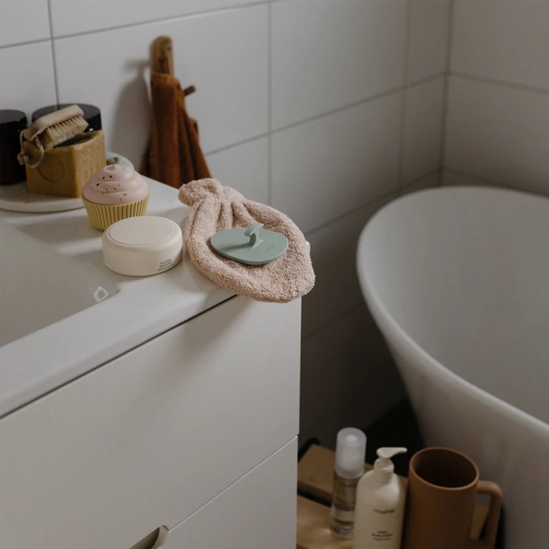 Set me 2 furça të buta silikoni për banjën e bebit Mushie - Figura 6